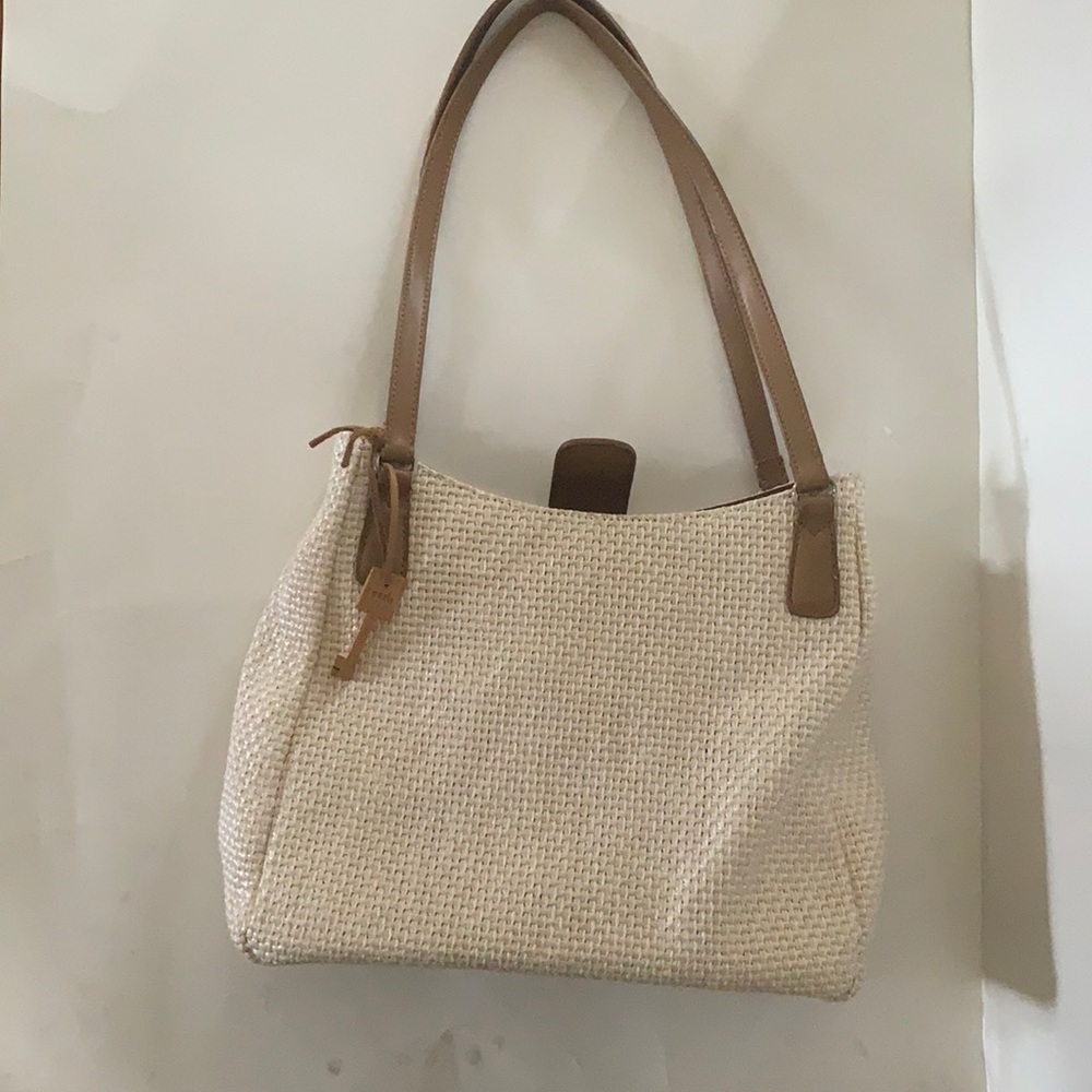 NWOT White Basket weave Fossil purse